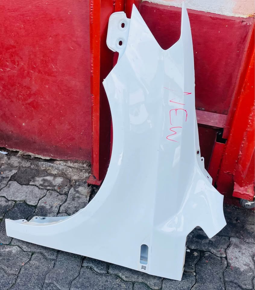 VW CADDY FENDER 2015/20 - Private Seller VW CADDY FENDER 2015/20 - Private Seller