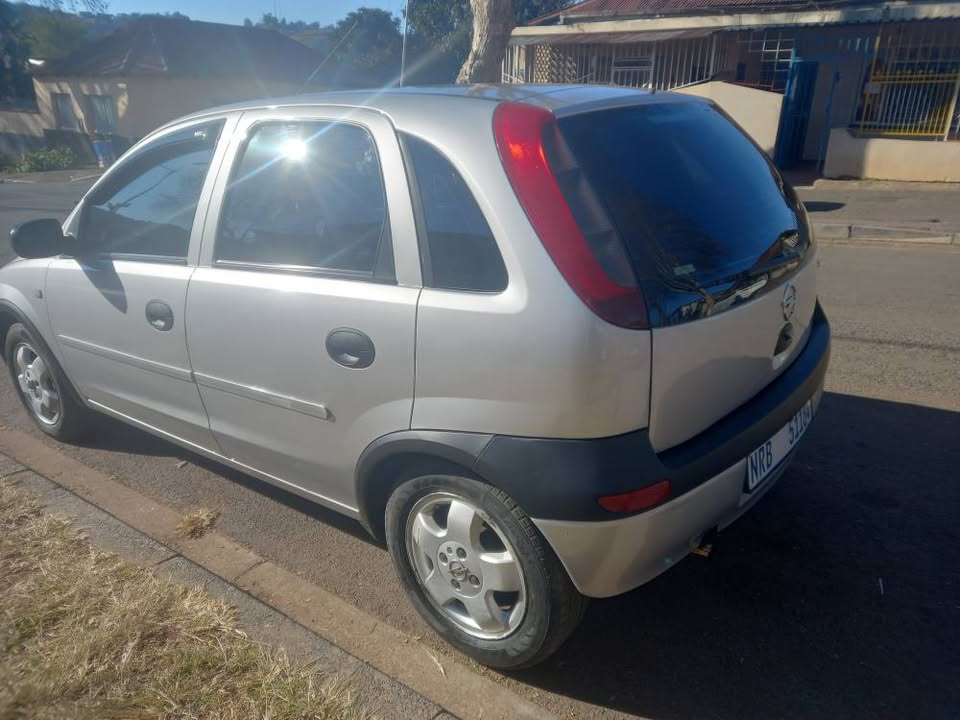 2006 Opel Corsa Gamma 1.4 Petrol, Manual, Silver, 92000kms