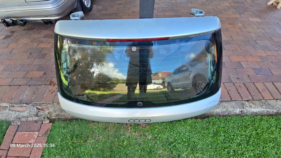 Audi 1,8t Avant B6 2004 boot lid with wiring - Private Seller Audi 1,8t Avant B6 2004 boot lid with wiring - Private Seller