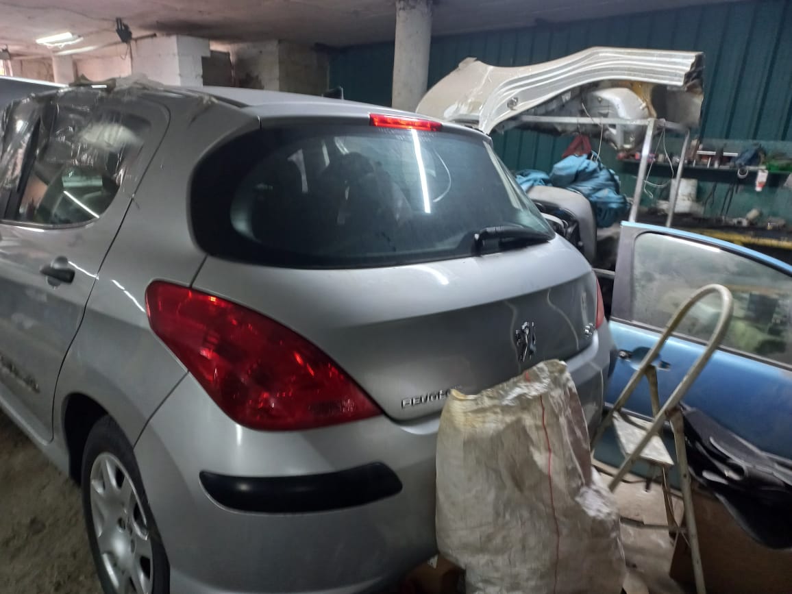 peugeot 308 spares - Private Seller