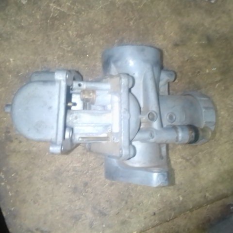 IT490 YAMAHA 1984 MIKUNI CARBURETOR s for rebuild or parts - Private Seller IT490 YAMAHA 1984 MIKUNI CARBURETOR s for rebuild or parts - Private Seller
