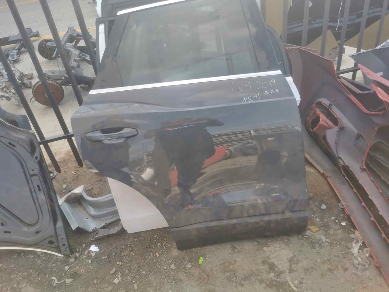 Audi Q3 2020 right rear door - Private Seller Audi Q3 2020 right rear door - Private Seller