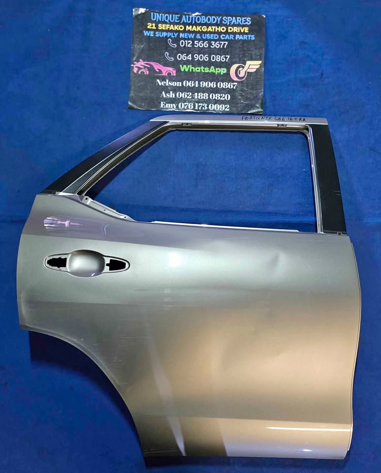 Toyota Fortuner GD6 Right Rear Back Door Toyota Fortuner GD6 Right Rear Back Door