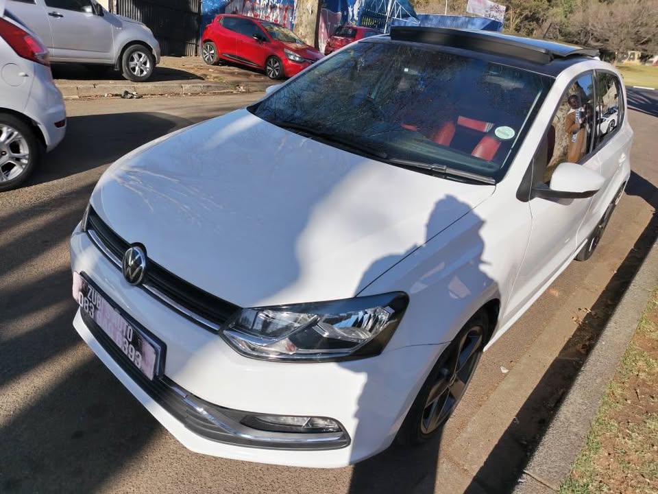 2016 V W polo Tsi 1.2 White