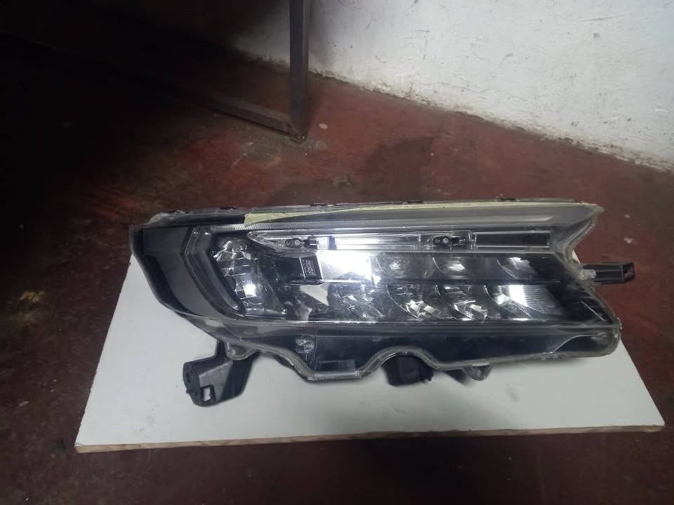 2022 UPWARDS HONDA BR-V LED HEADLIGHT RIGHT SIDE - Private Seller 2022 UPWARDS HONDA BR-V LED HEADLIGHT RIGHT SIDE - Private Seller