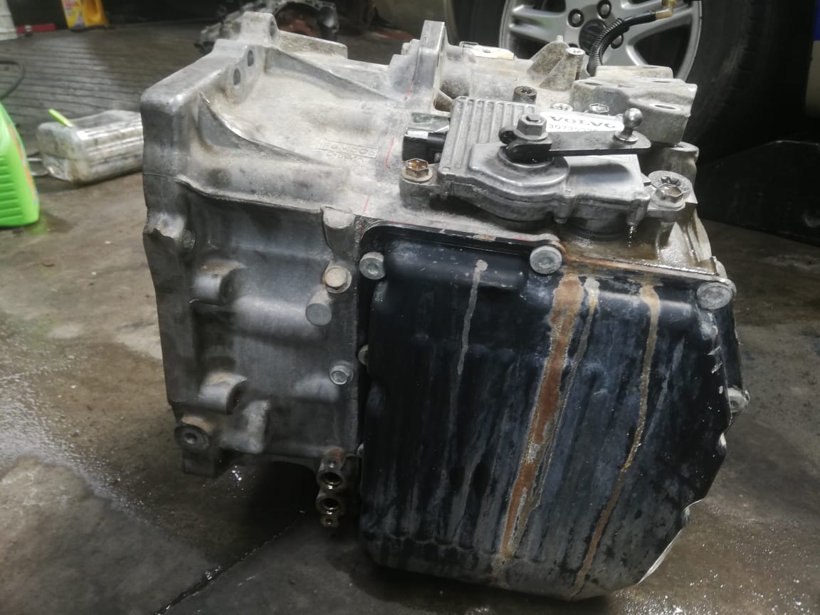 VOLVO S80 D5 2010 TF-80SC AUTOMATIC GEARBOX FOR SALE (DELIVERY AVAILABLE COUNTRY - Private Seller VOLVO S80 D5 2010 TF-80SC AUTOMATIC GEARBOX FOR SALE (DELIVERY AVAILABLE COUNTRY - Private Seller