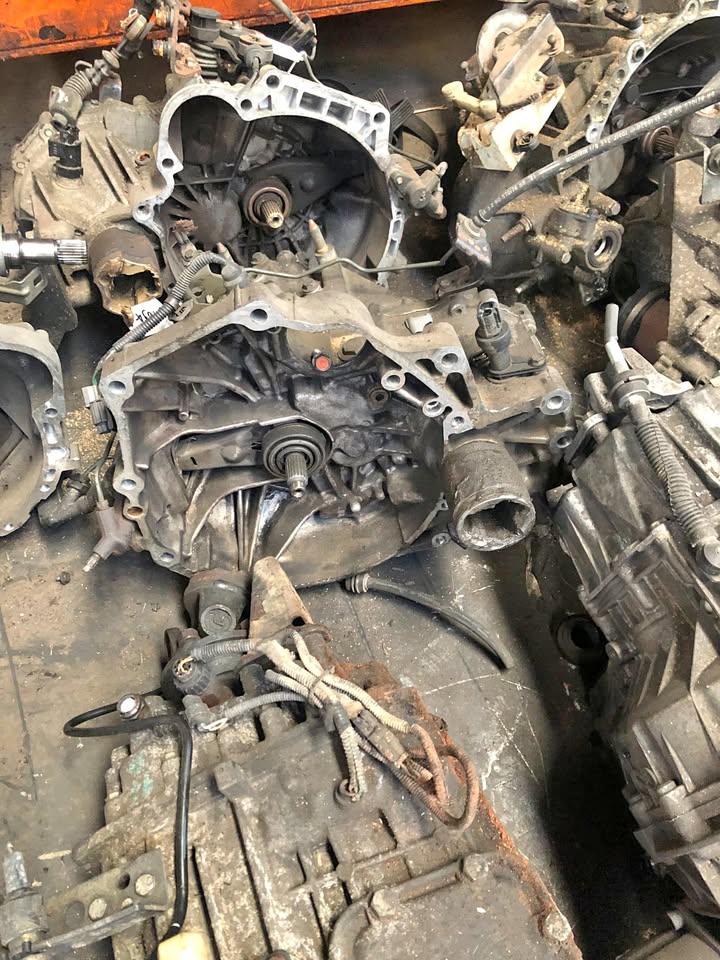 HONDA CIVIC 1.6 D16Y4 MANUAL GEARBOX FOR SALE - Private Seller HONDA CIVIC 1.6 D16Y4 MANUAL GEARBOX FOR SALE - Private Seller