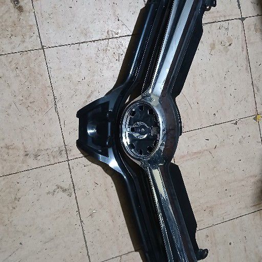 Toyota auris grill - Private Seller Toyota auris grill - Private Seller