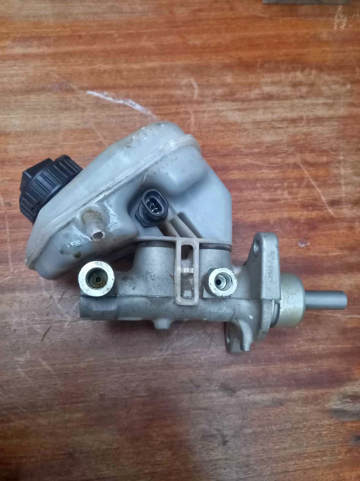 OPEL CORASA C MASTER CYLINDER