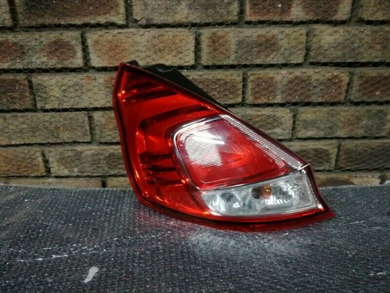 Ford Fiesta Facelift Left Taillight - Private Seller Ford Fiesta Facelift Left Taillight - Private Seller