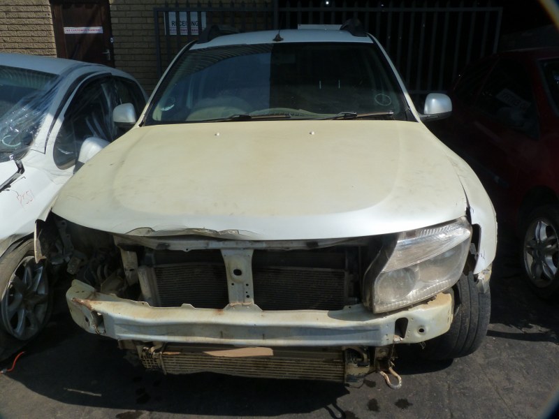 Renault Duster 1.5 DCI Manual Cream - 2014 STRIPPING FOR SPARES - Private Seller Renault Duster 1.5 DCI Manual Cream - 2014 STRIPPING FOR SPARES - Private Seller