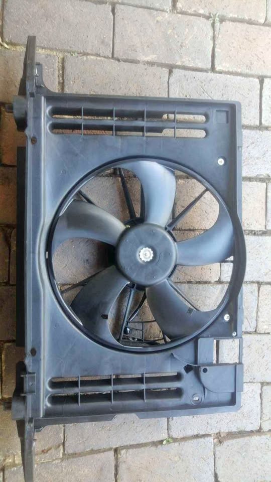 Toyota Corolla Professional /Quest Front Parts 2007-2014 Fan Assembly 1.3-1.8 - Private Seller