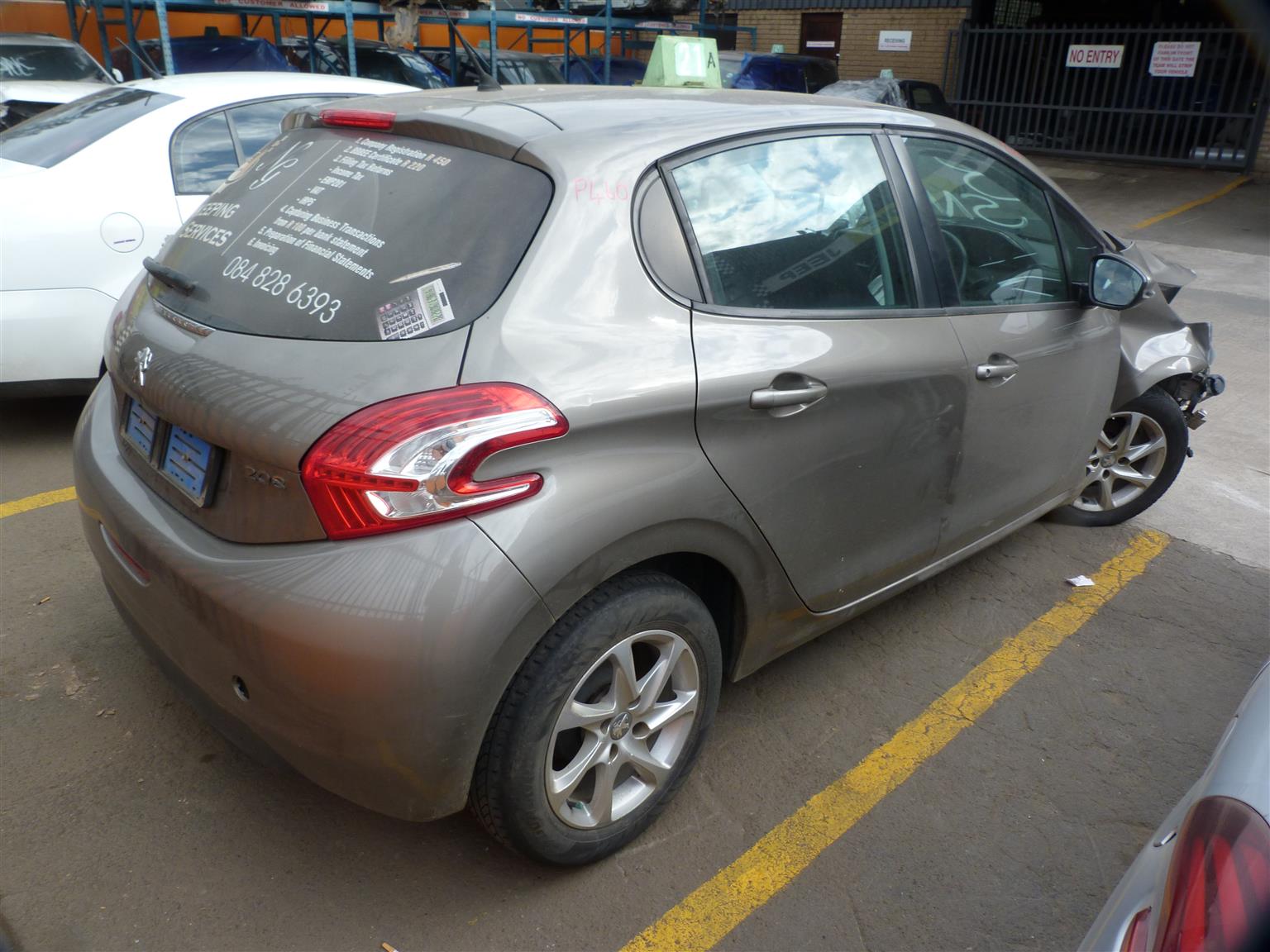 Peugeot 208 1.2 VTi Active - 2013 - Private Seller Peugeot 208 1.2 VTi Active - 2013 - Private Seller