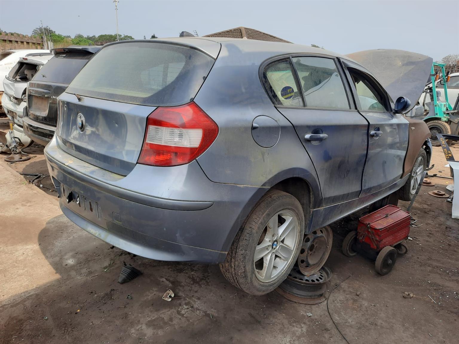 2005 BMW 1 Series – Stripping for Spares.
