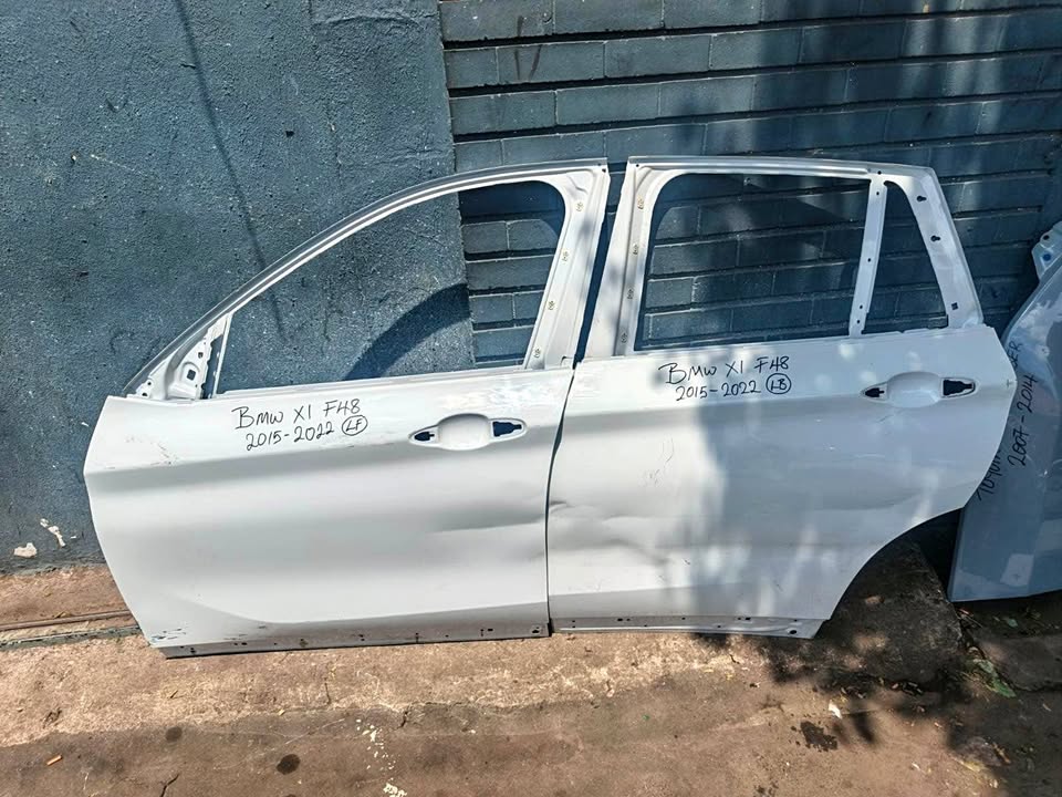 BMW X1 F left back and front door - Private Seller BMW X1 F left back and front door - Private Seller
