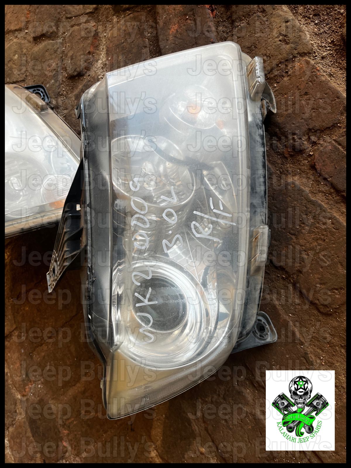 Jeep Grand Cherokee Wk2 Headlights - Private Seller Jeep Grand Cherokee Wk2 Headlights - Private Seller