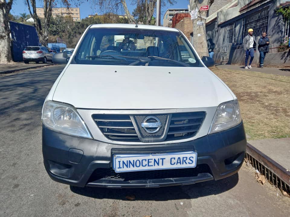 2013 NISSAN NP200 1.6 ENGINE PETROL, MANUAL, WHITE COLOR, MILEAGE
