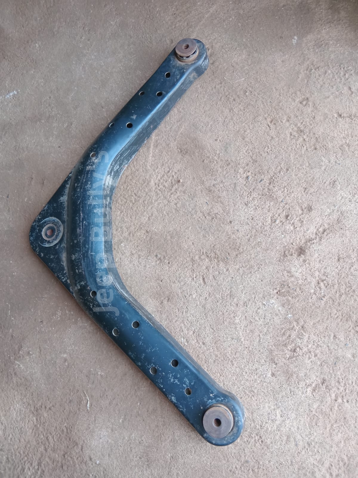Used V- Arm For Jeep Grand Cherokee WJ - Private Seller Used V- Arm For Jeep Grand Cherokee WJ - Private Seller