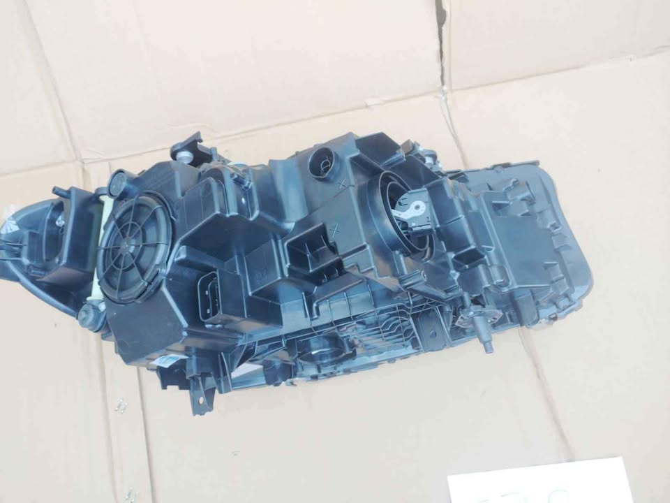BMW 5-series G38 headlight - Private Seller