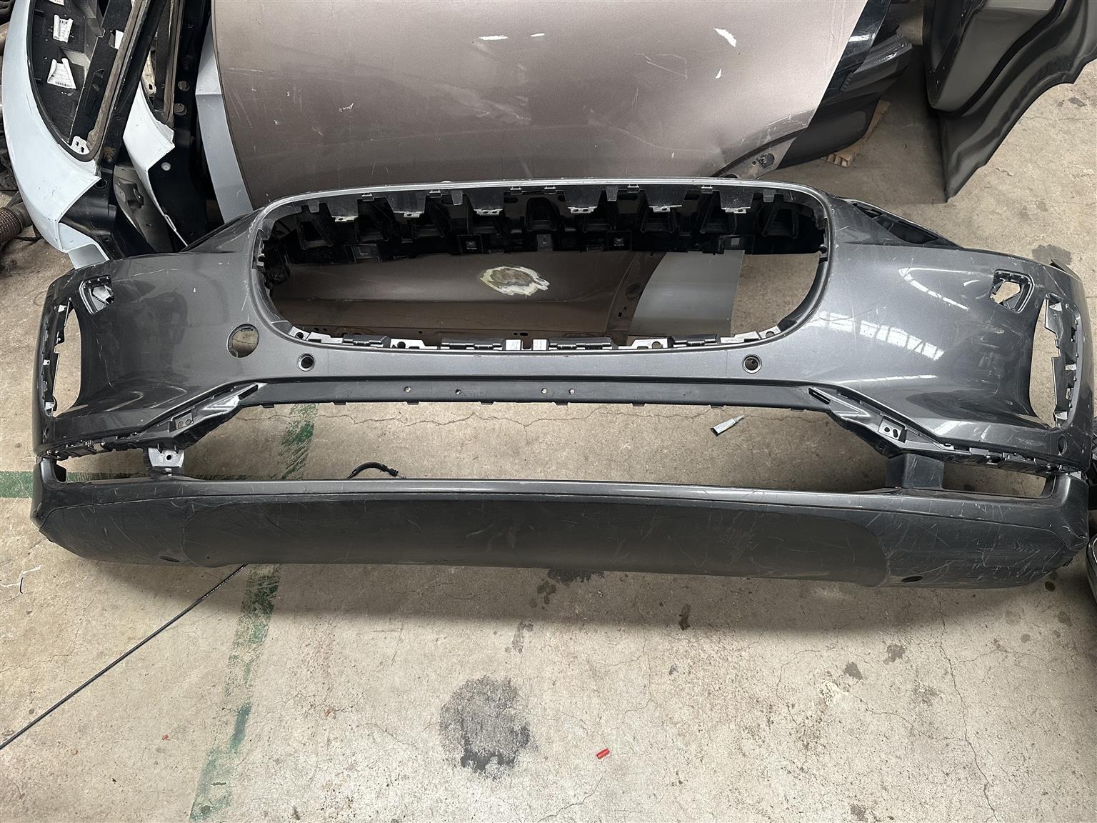 Jaguar I-pace Front Bumper
