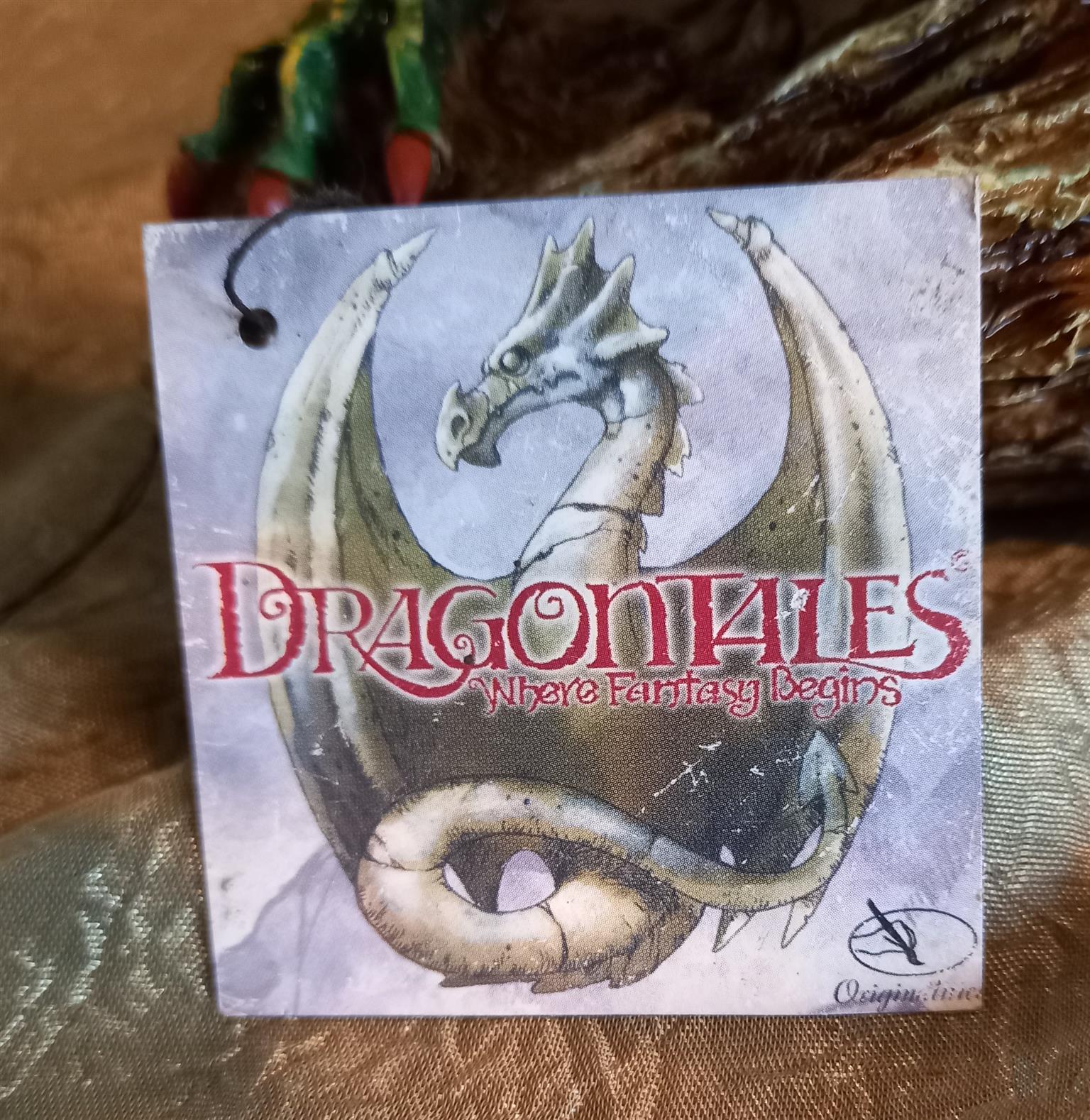 Dragon sculpture, good luck symbol