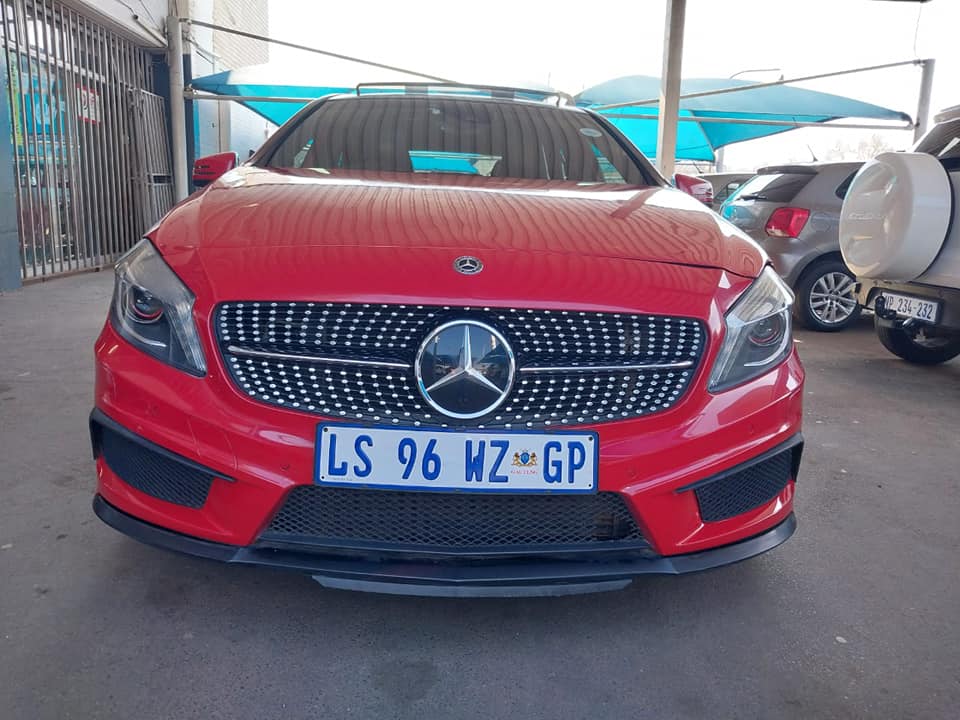 2014 MERCEDES BENZ A250 SPORTS 89 000KM RED COLOR AUTOMATIC PETROL