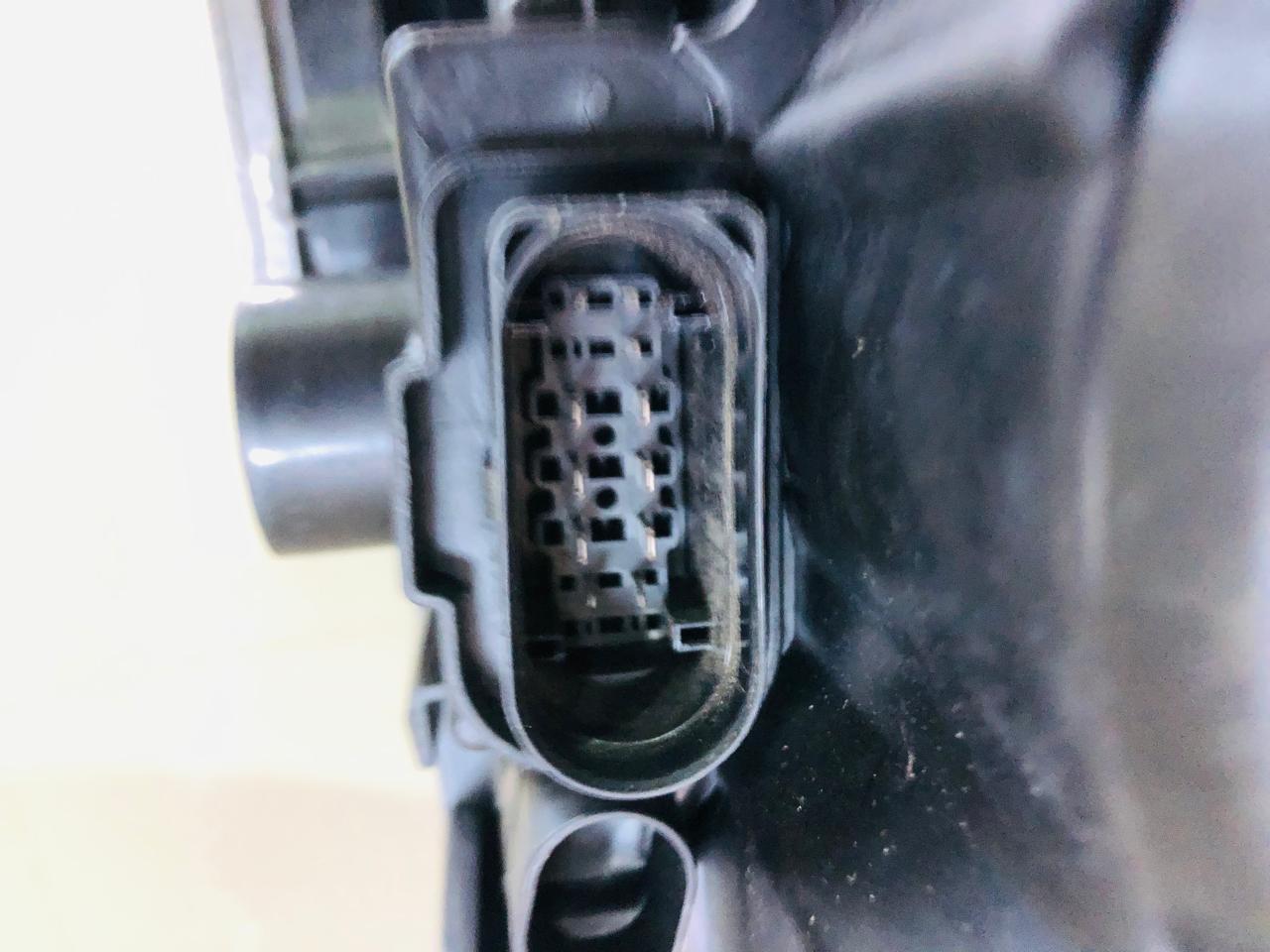 Audi A3 left and right side xenon headlight - Private Seller
