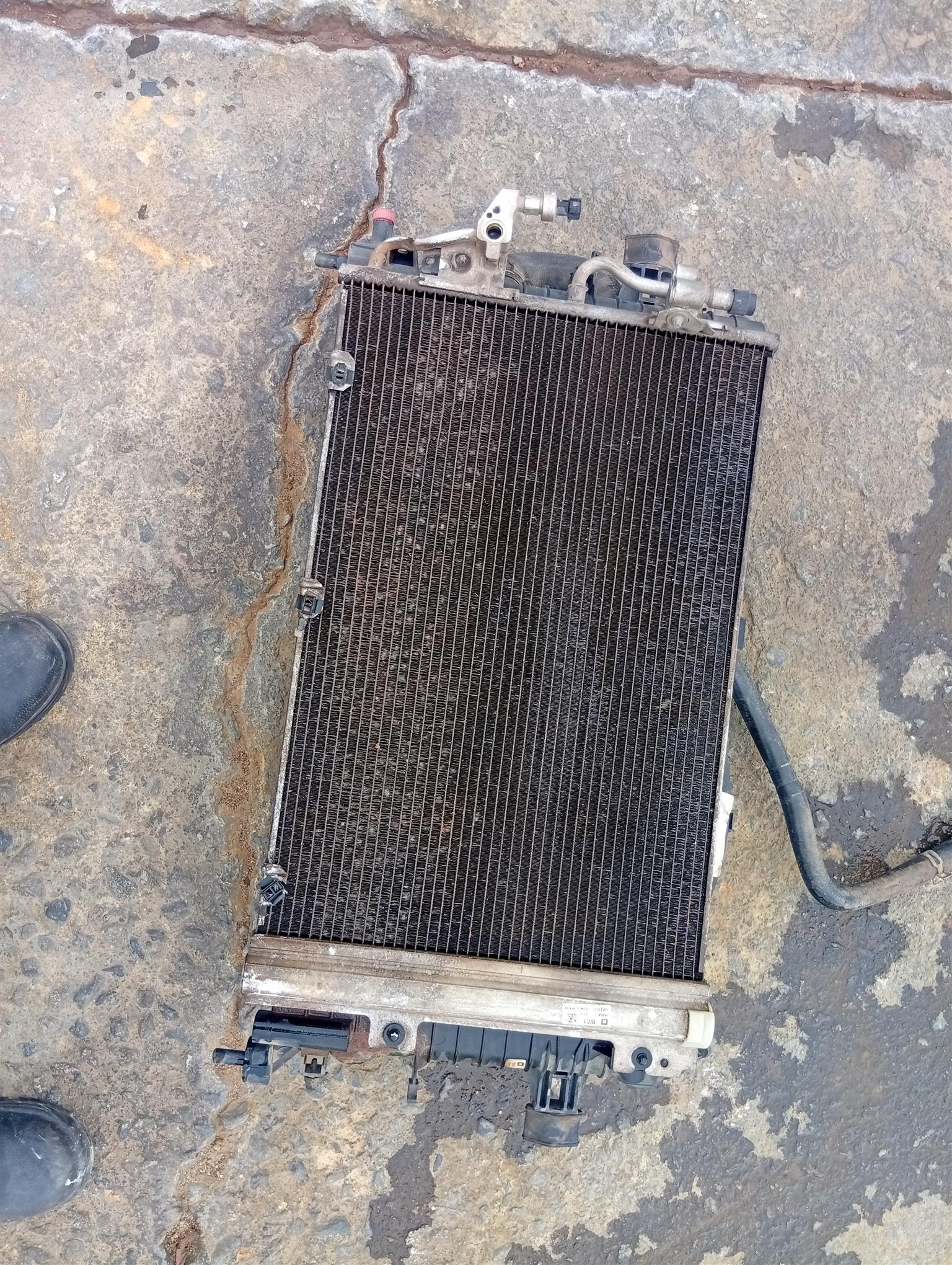 Opel astra h water radiator fan set for sale - Private Seller Opel astra h water radiator fan set for sale - Private Seller