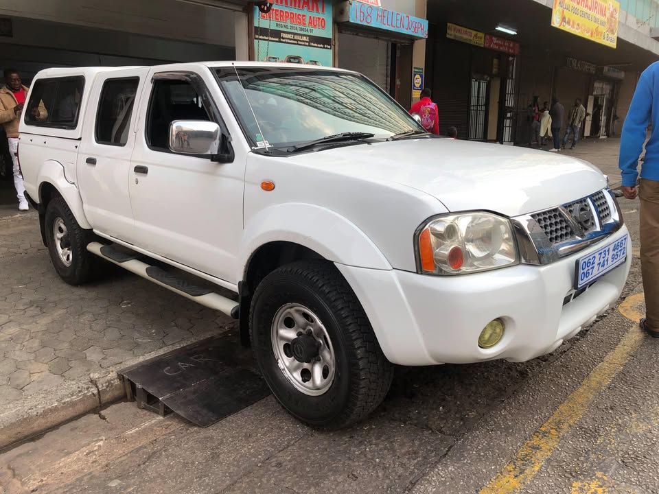 2012 Nissan np300 2.0 hardbody