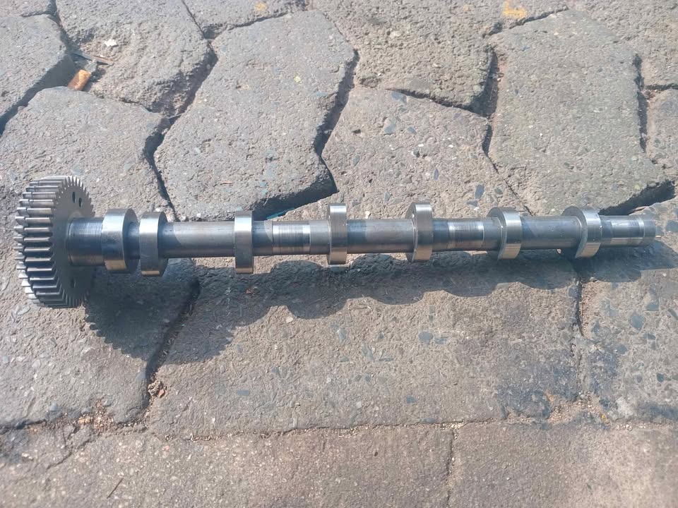 New VOLKSWAGEN TOUAREG CR7 Exhaust Camshaft EM - Private Seller