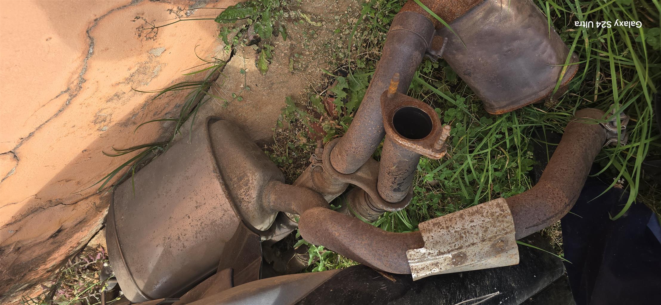 Complete Exhaust with silencers Jaguar Xtype X400 2.1Petrol  in good condition. - Private Seller