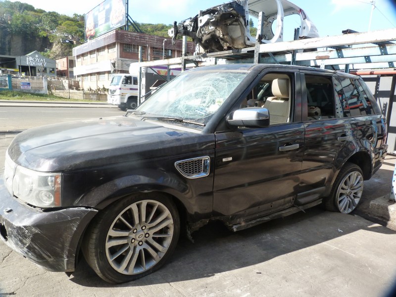 Land Rover Range Rover Sport V8 4.2 AT Black - 2009 SPARESBOYZ STRIPPING FOR SPA - Private Seller Land Rover Range Rover Sport V8 4.2 AT Black - 2009 SPARESBOYZ STRIPPING FOR SPA - Private Seller