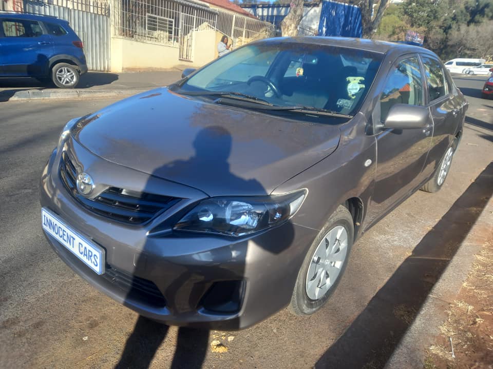 2018 TOYOTA COROLLA QUEST 1.6 ENGINE PETROL, MANUAL, GREY COLOR, MILEAGE 79000KMS