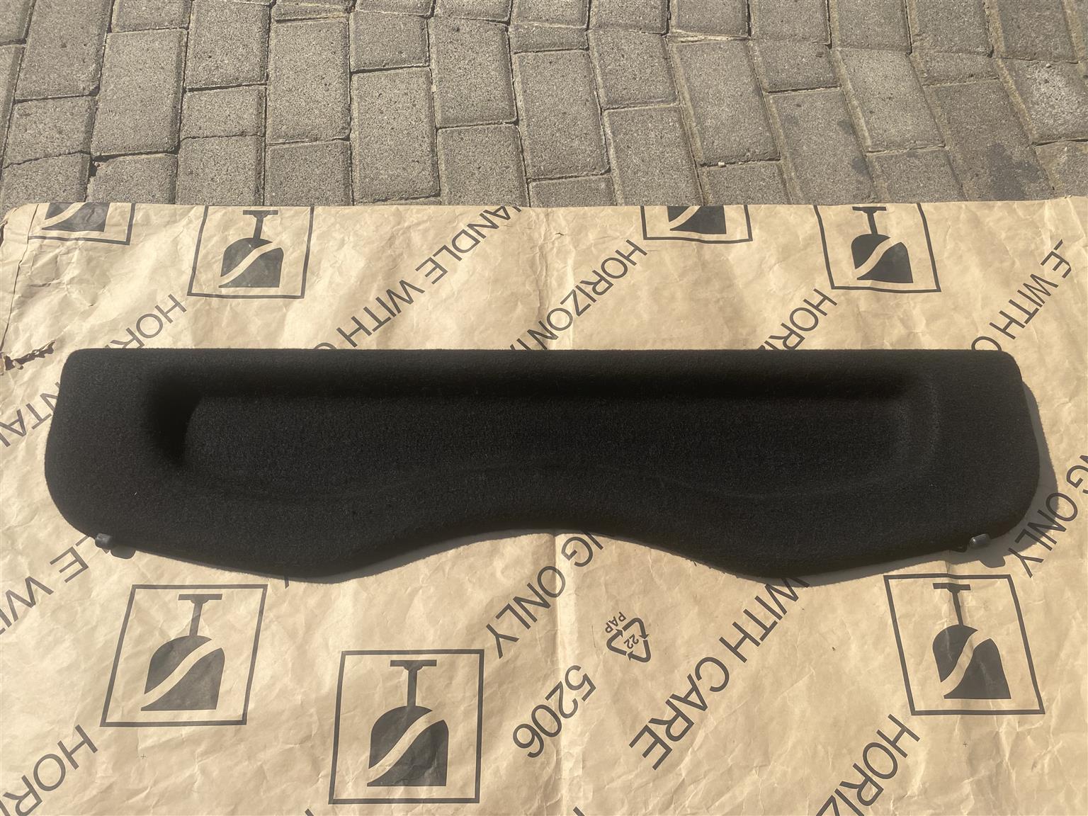 2017 OPEL ADAM PARCEL SHELF FOR SALE. IN PRISTINE CONDITION - Private Seller 2017 OPEL ADAM PARCEL SHELF FOR SALE. IN PRISTINE CONDITION - Private Seller