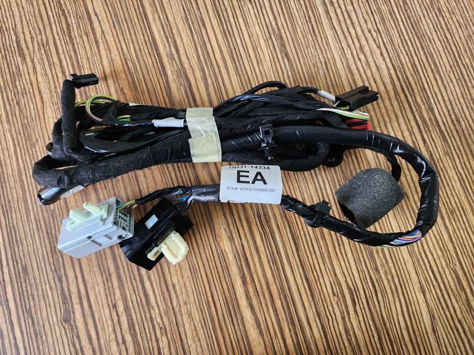 FORD RANGER HEADLINER WIRING LOOM - Private Seller FORD RANGER HEADLINER WIRING LOOM - Private Seller