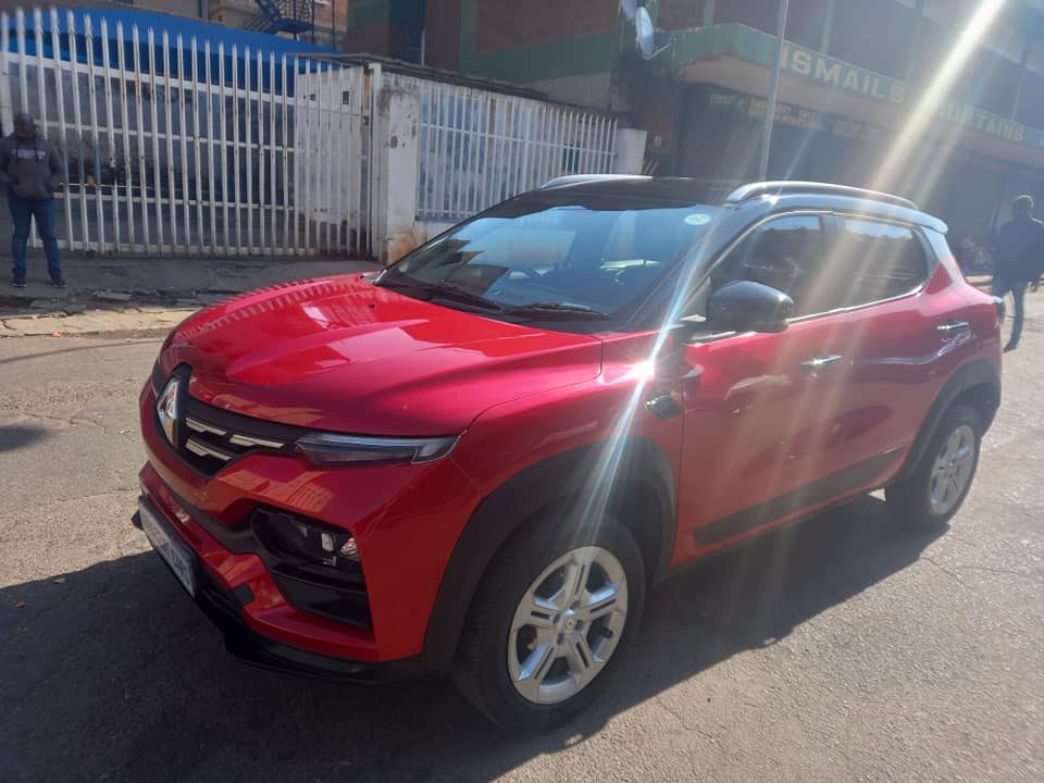 2022 RENAULT KIGER 1.0 PETROL, MANUAL, RED COLOR, MILEAGE