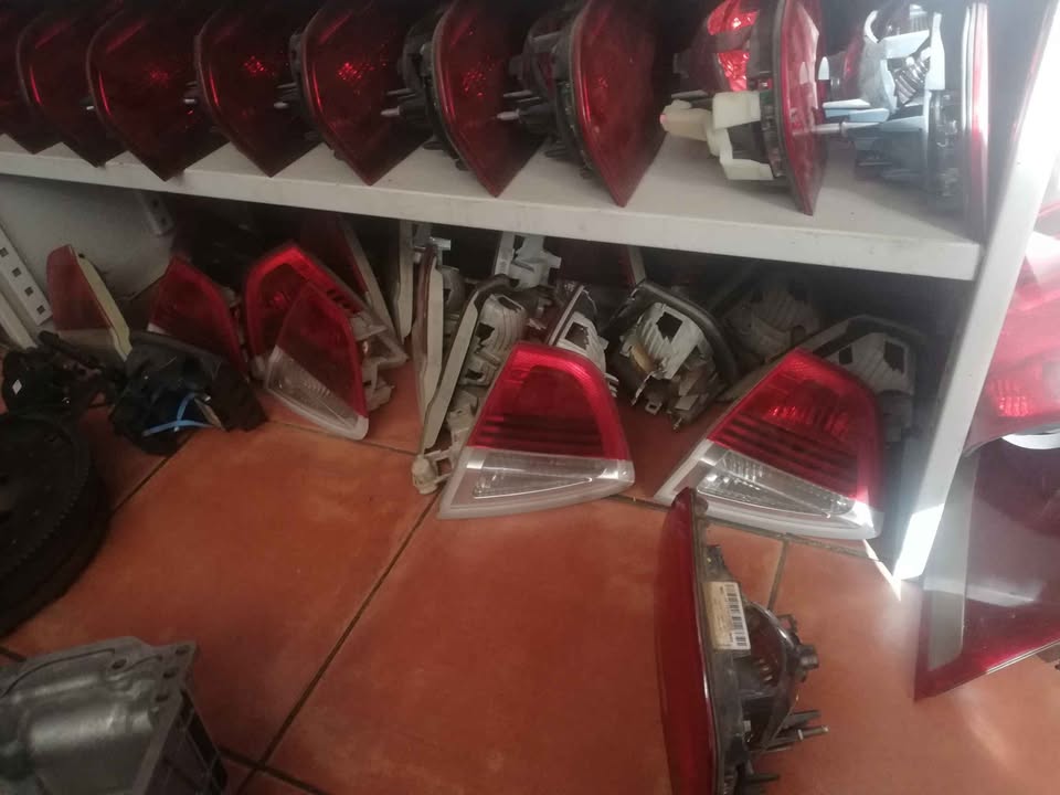 BMW E90 preface boot taillights 2005 to 2008 - Private Seller BMW E90 preface boot taillights 2005 to 2008 - Private Seller