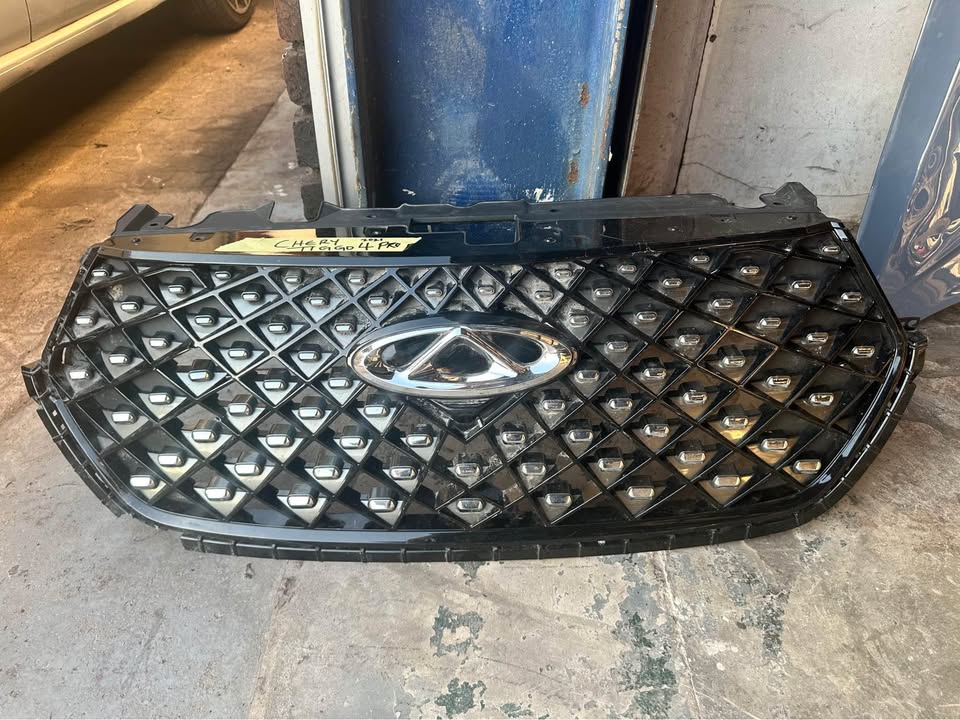 Chery Tiggo 4 PRO main grill - Private Seller Chery Tiggo 4 PRO main grill - Private Seller