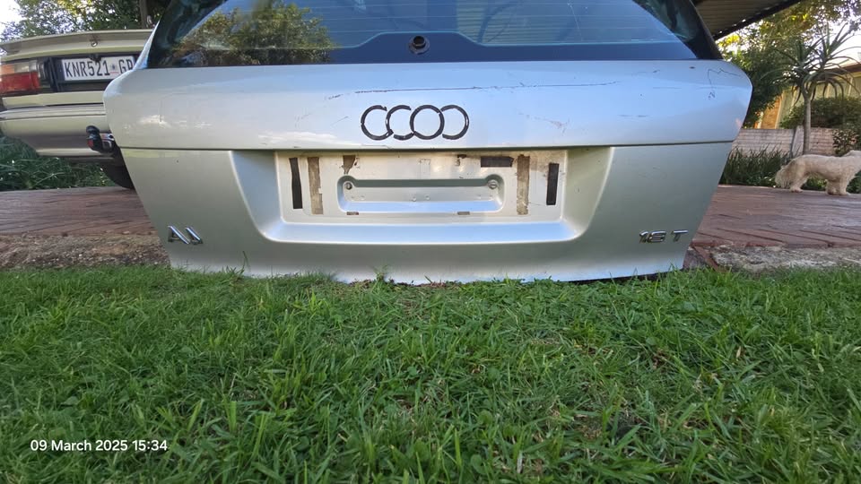 Audi 1,8t Avant B6 2004 boot lid with wiring - Private Seller Audi 1,8t Avant B6 2004 boot lid with wiring - Private Seller