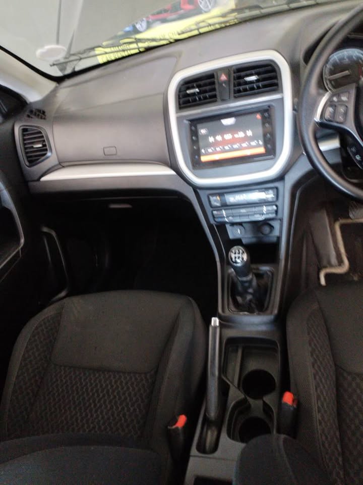 2021 SUZUKI BREZZA 1.5 MANUAL