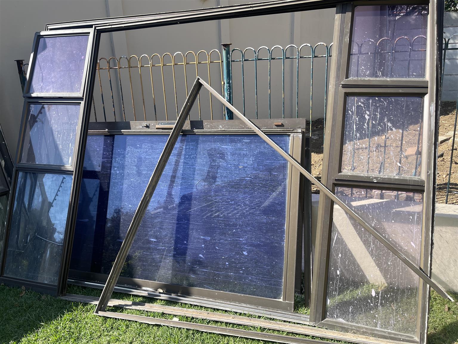 Aluminium windows and sliding doors for sale Junk Mail