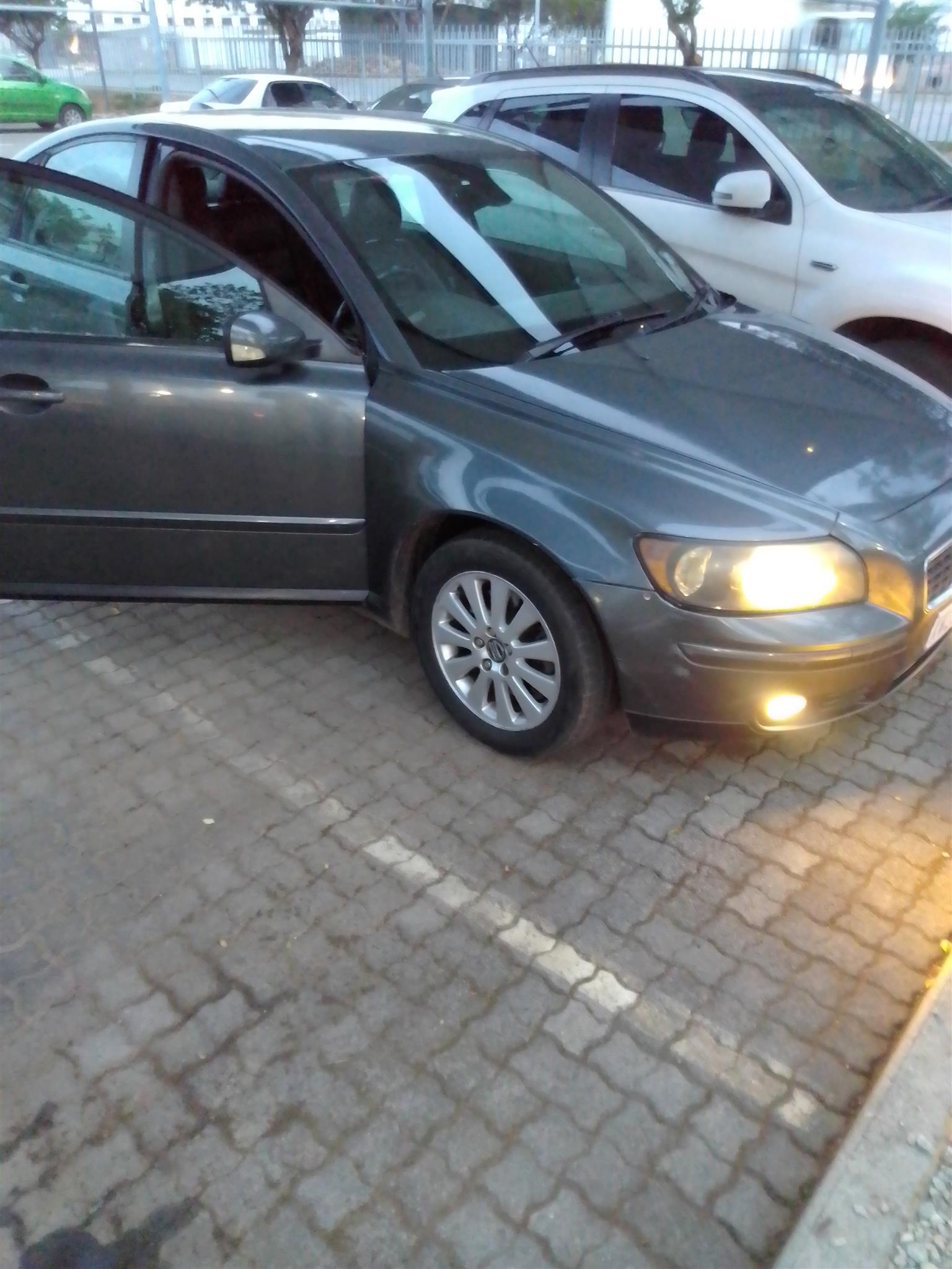 Used 2006 Volvo S40 2.4i - Private Seller Used 2006 Volvo S40 2.4i - Private Seller