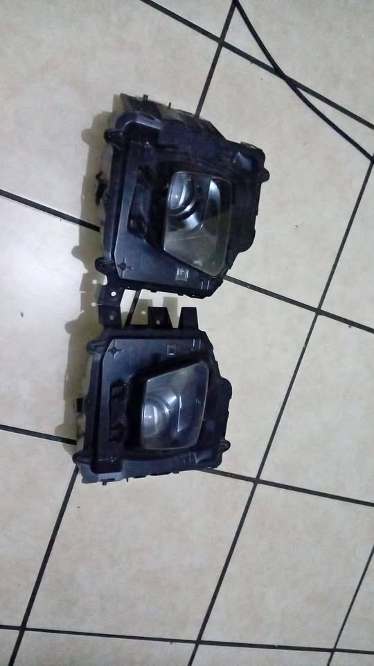 2025 SUZUKI GRAND VITARA AND URBAN CRUISER PAIR OF HEADLIGHT LED R10 - Private Seller 2025 SUZUKI GRAND VITARA AND URBAN CRUISER PAIR OF HEADLIGHT LED R10 - Private Seller
