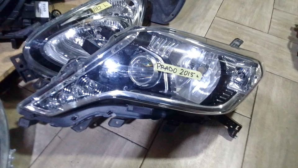 Toyota land cruiser prado headlights - Private Seller Toyota land cruiser prado headlights - Private Seller