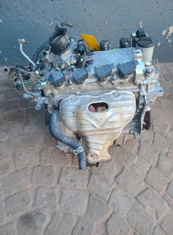 Honda jazz eng code Li3A complete engine for sale @ circle 7 used parts for parts - Private Seller