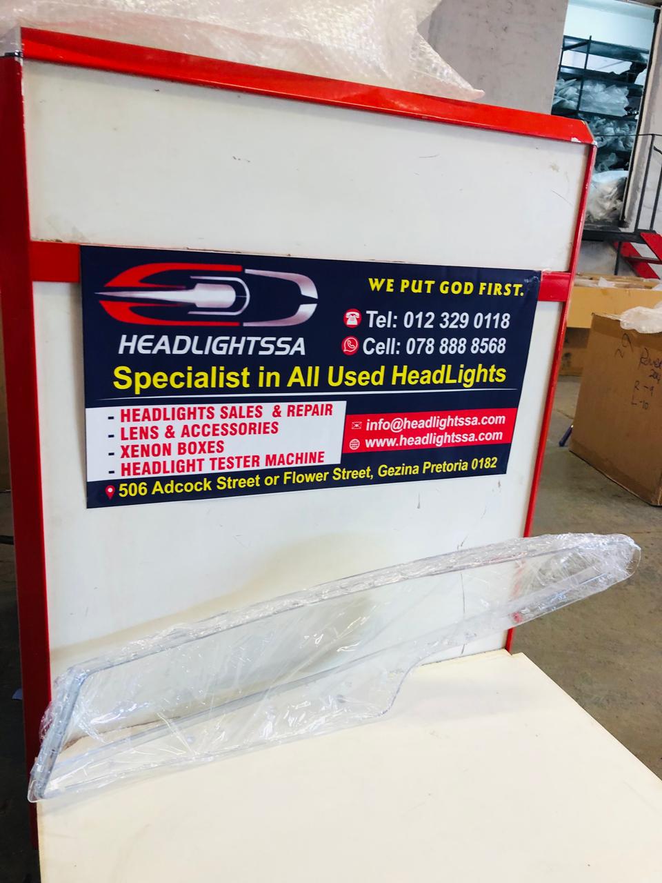 Kia Cerato right side headlight replacement lens - Private Seller Kia Cerato right side headlight replacement lens - Private Seller