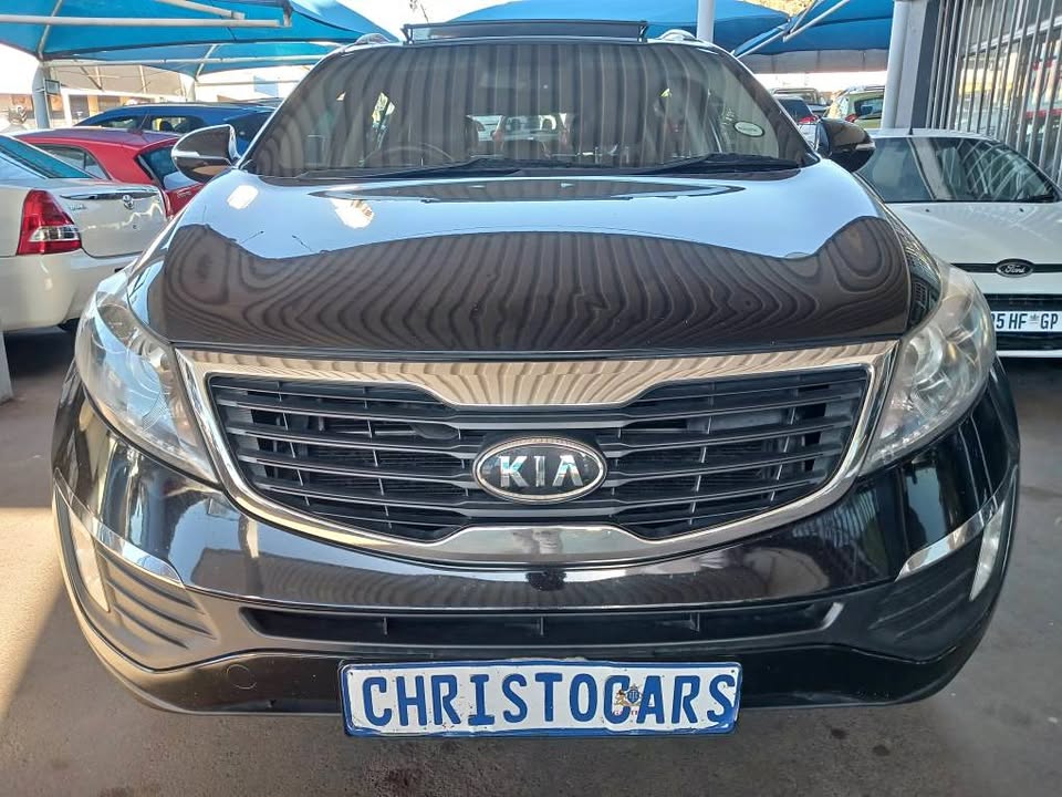 2012 model Kia Sportage AWD hatchback automatic transmission petrol 2.0 engine capacity 2012 model Kia Sportage AWD hatchback automatic transmission petrol 2.0 engine capacity