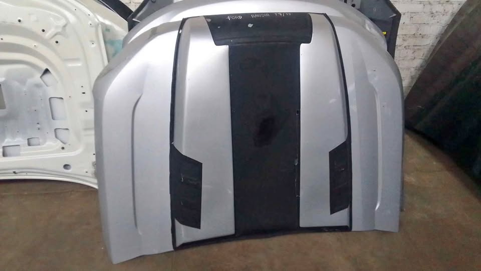 Ford Ranger T8 Bonnet - Private Seller Ford Ranger T8 Bonnet - Private Seller