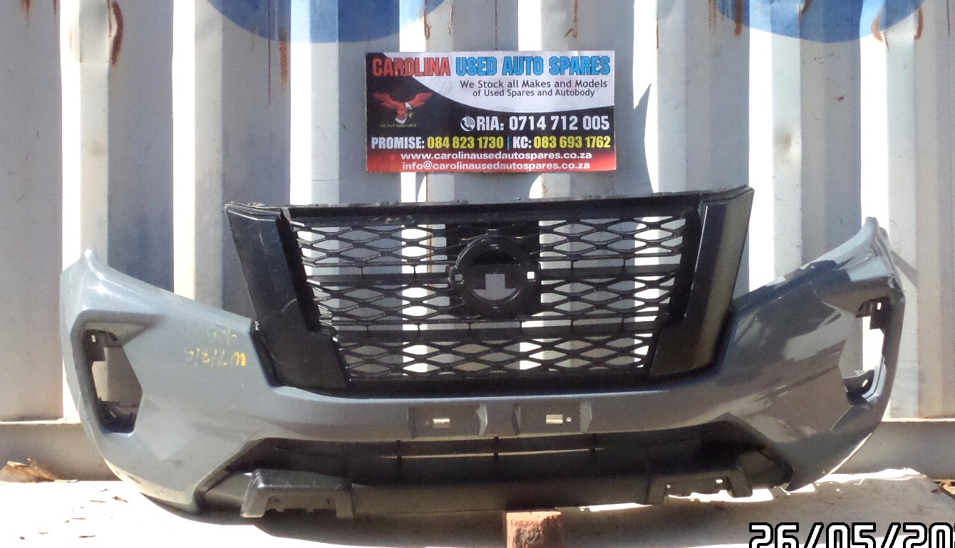 Nissan Navara front bumper with radiator grill (2020) no badge - Private Seller Nissan Navara front bumper with radiator grill (2020) no badge - Private Seller