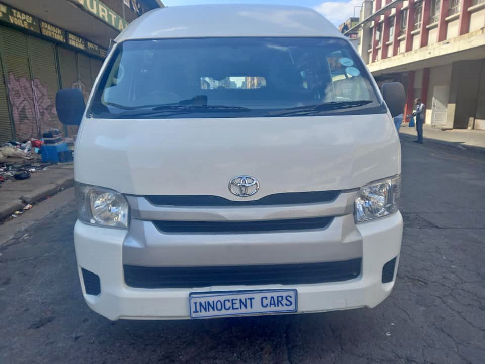 2020 TOYOTA QUANTUM 2.5 DIESEL, 16 SEATER BUS,  MANUAL, WHITE COLOUR